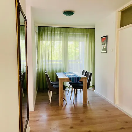 Apartman Dock